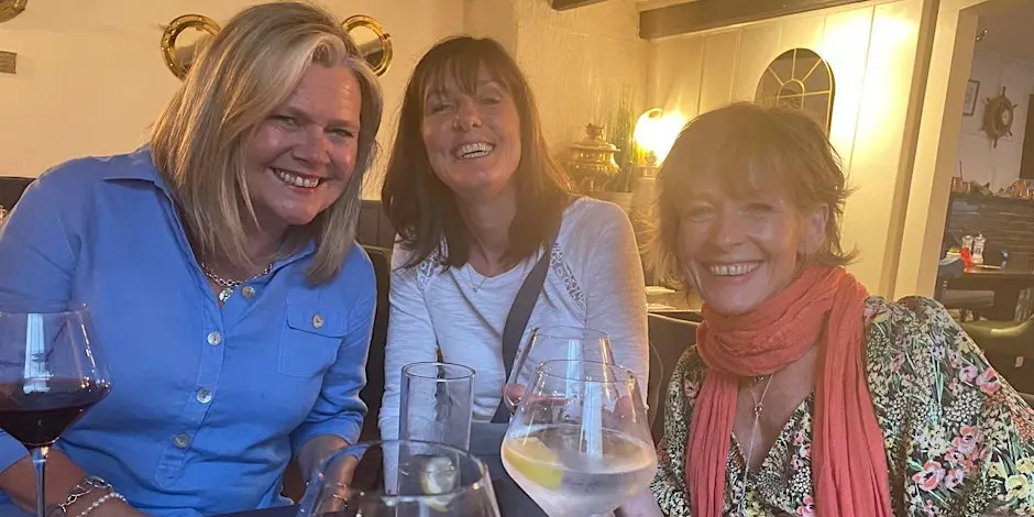 ladies-who-wine